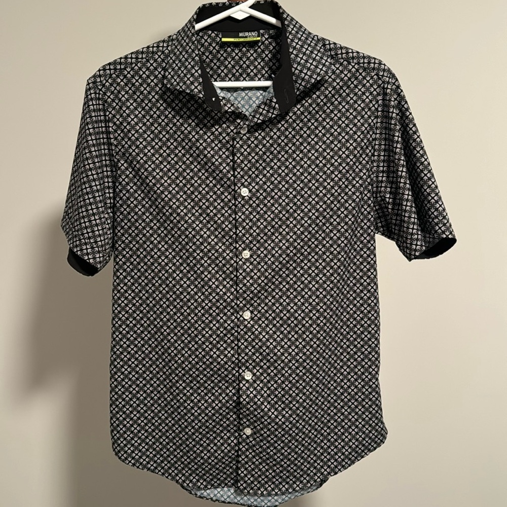 EUC Murano Slim Fit Performance Woven Shirt